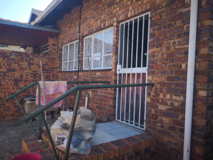 3 Bedroom Property for Sale in Bezuidenhout Valley Gauteng