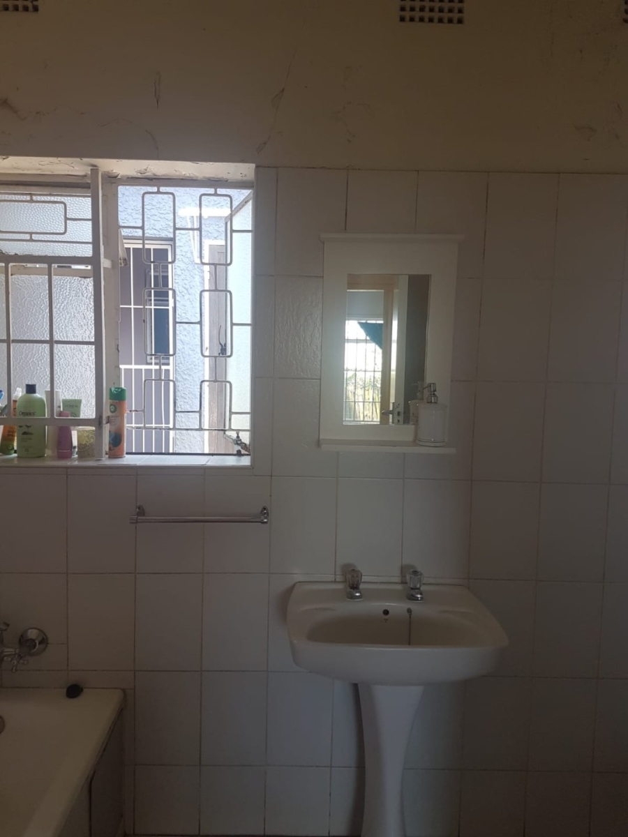 3 Bedroom Property for Sale in Fairwood Gauteng