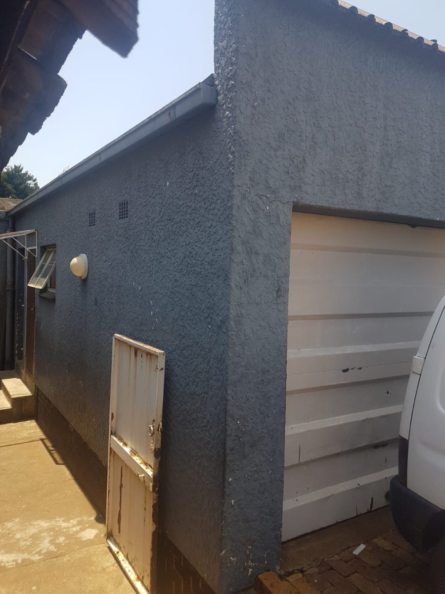 3 Bedroom Property for Sale in Fairwood Gauteng