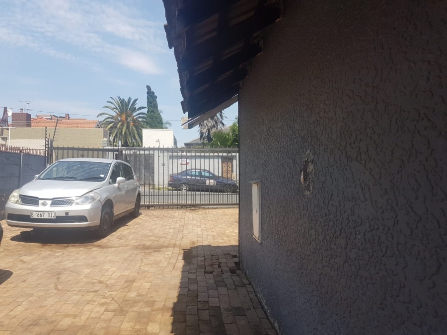 3 Bedroom Property for Sale in Fairwood Gauteng