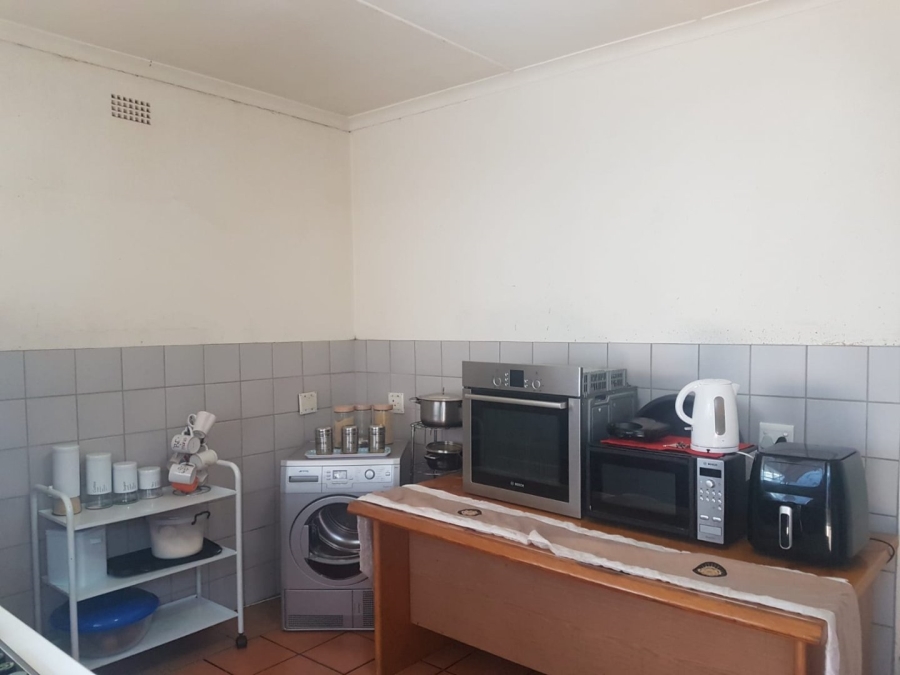 3 Bedroom Property for Sale in Fairwood Gauteng