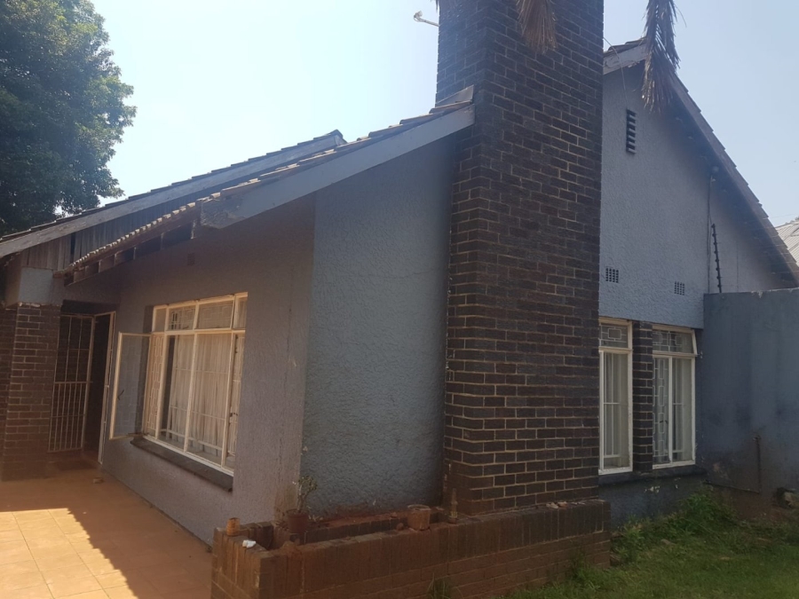 3 Bedroom Property for Sale in Fairwood Gauteng