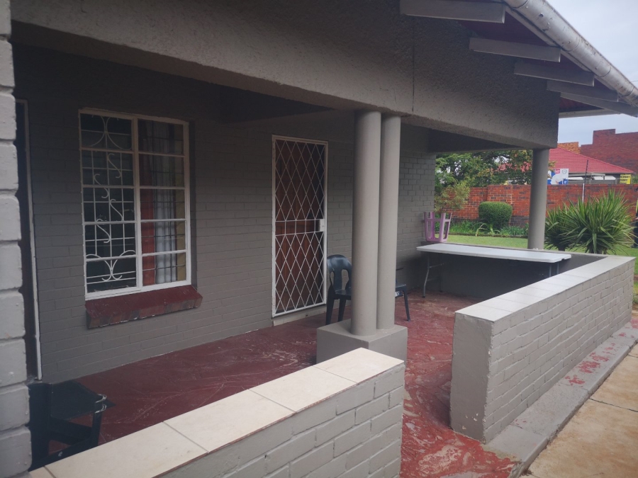 3 Bedroom Property for Sale in Wychwood Gauteng