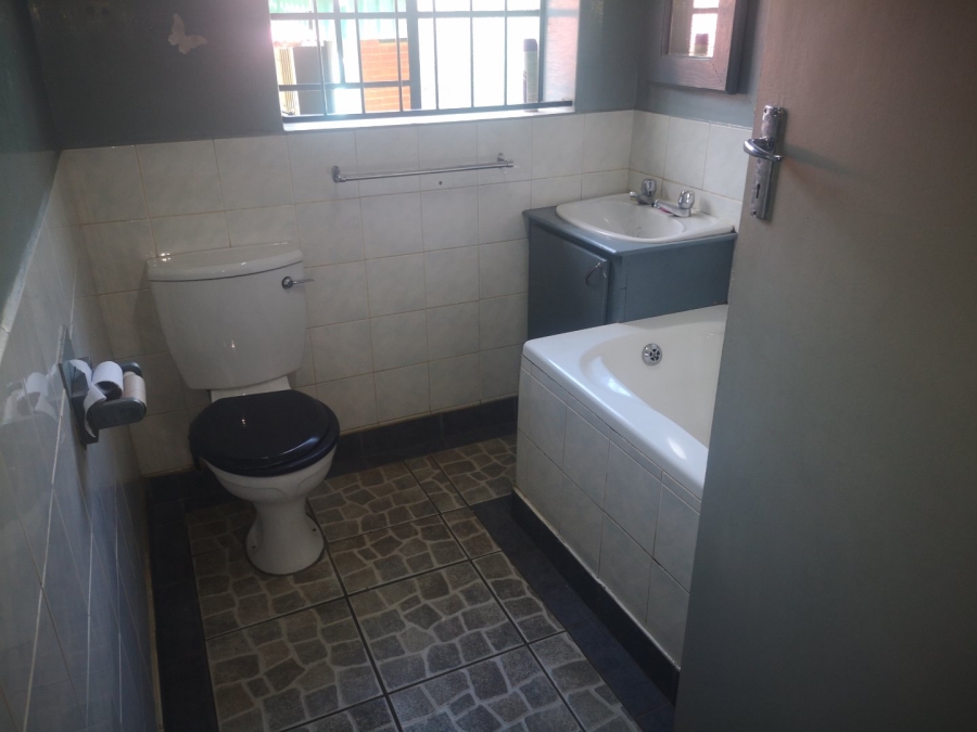 3 Bedroom Property for Sale in Sunnyridge Gauteng