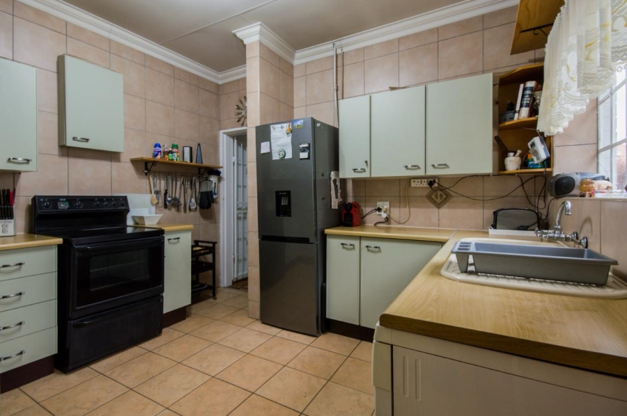 3 Bedroom Property for Sale in Hurlyvale Gauteng