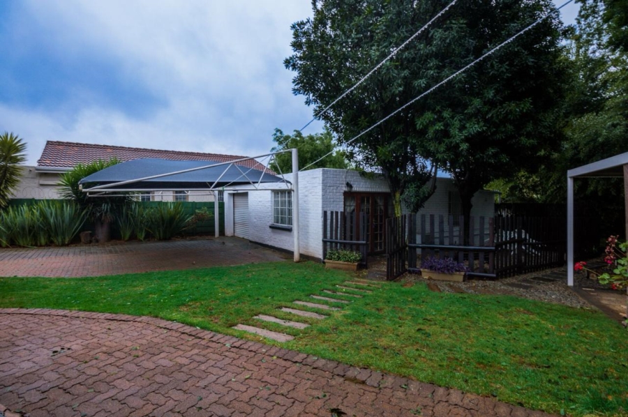 3 Bedroom Property for Sale in Hurlyvale Gauteng