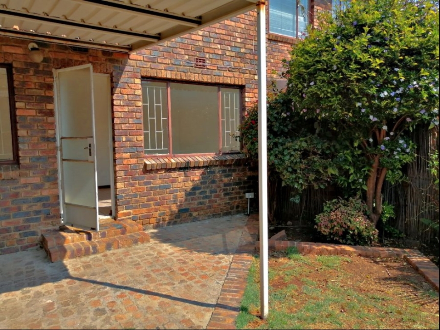 2 Bedroom Property for Sale in Illiondale Gauteng