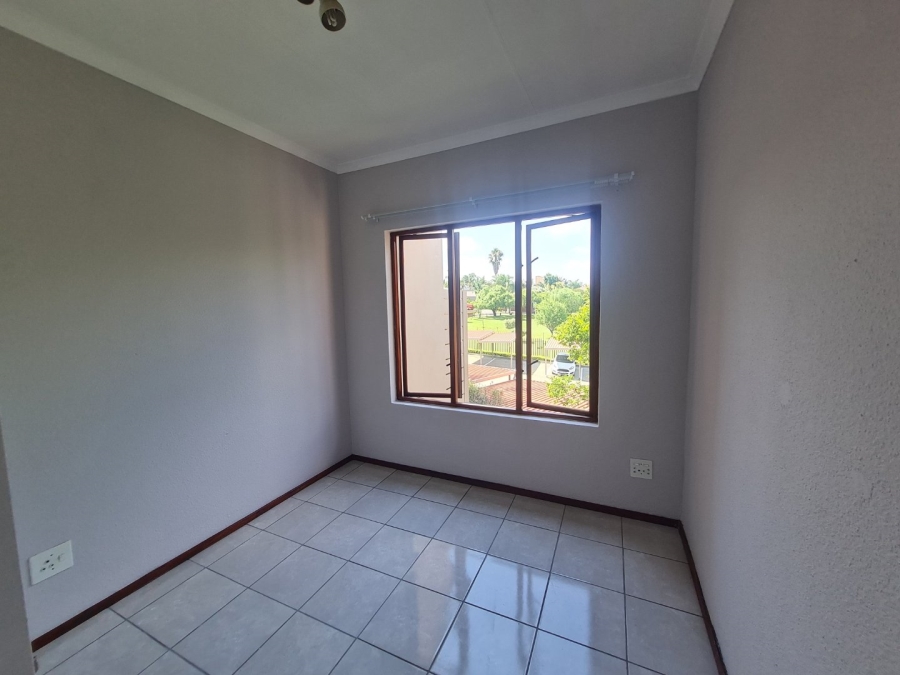 2 Bedroom Property for Sale in Dowerglen Ext 4 Gauteng