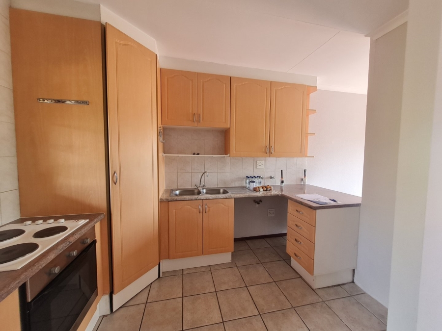 2 Bedroom Property for Sale in Dowerglen Ext 4 Gauteng