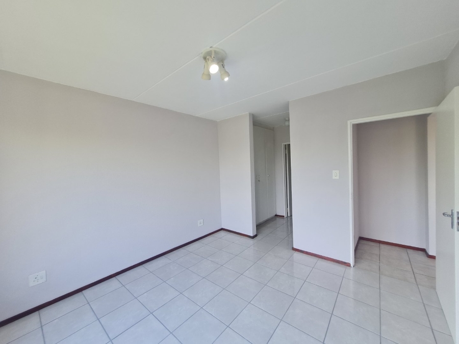 2 Bedroom Property for Sale in Dowerglen Ext 4 Gauteng