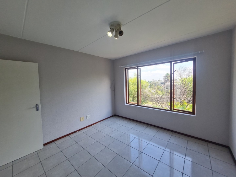 2 Bedroom Property for Sale in Dowerglen Ext 4 Gauteng