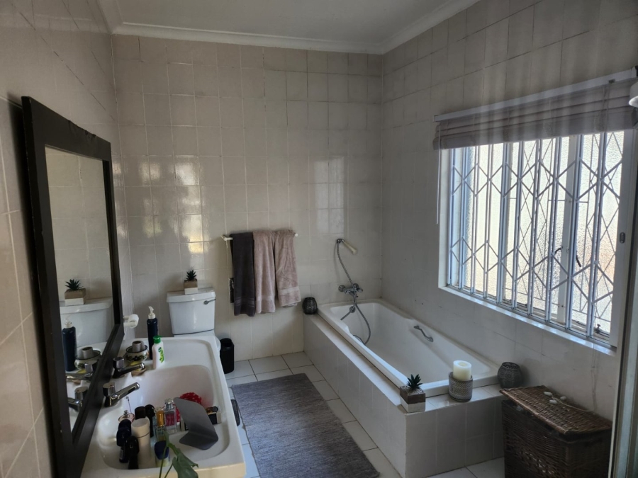 4 Bedroom Property for Sale in Edendale Gauteng