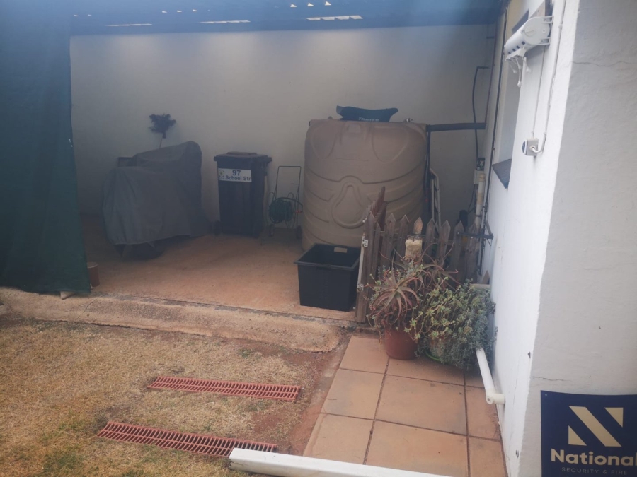 4 Bedroom Property for Sale in Sunnyridge Gauteng