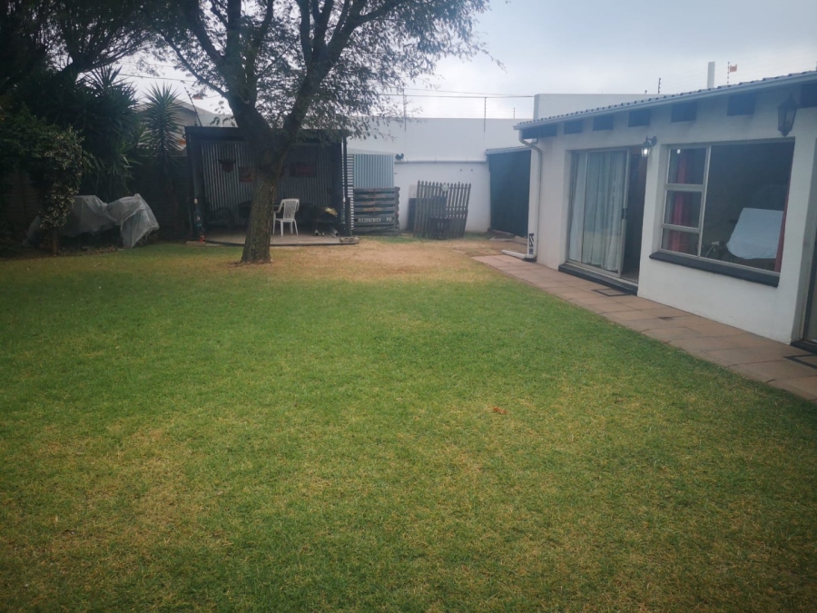 4 Bedroom Property for Sale in Sunnyridge Gauteng