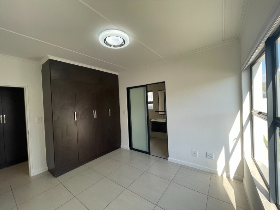 3 Bedroom Property for Sale in Greenstone Ridge Gauteng