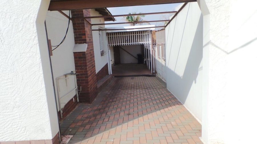 4 Bedroom Property for Sale in Wannenburghoogte Gauteng