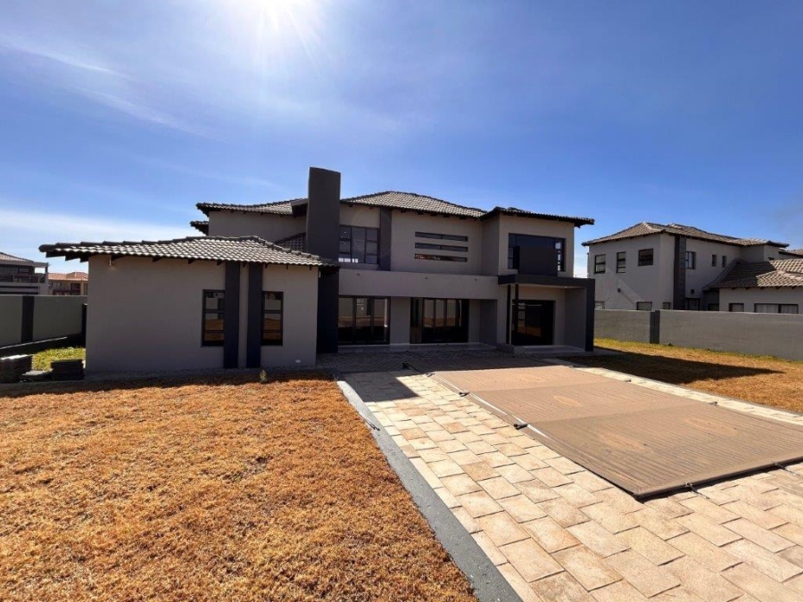 5 Bedroom Property for Sale in Savannah Country Estate Gauteng