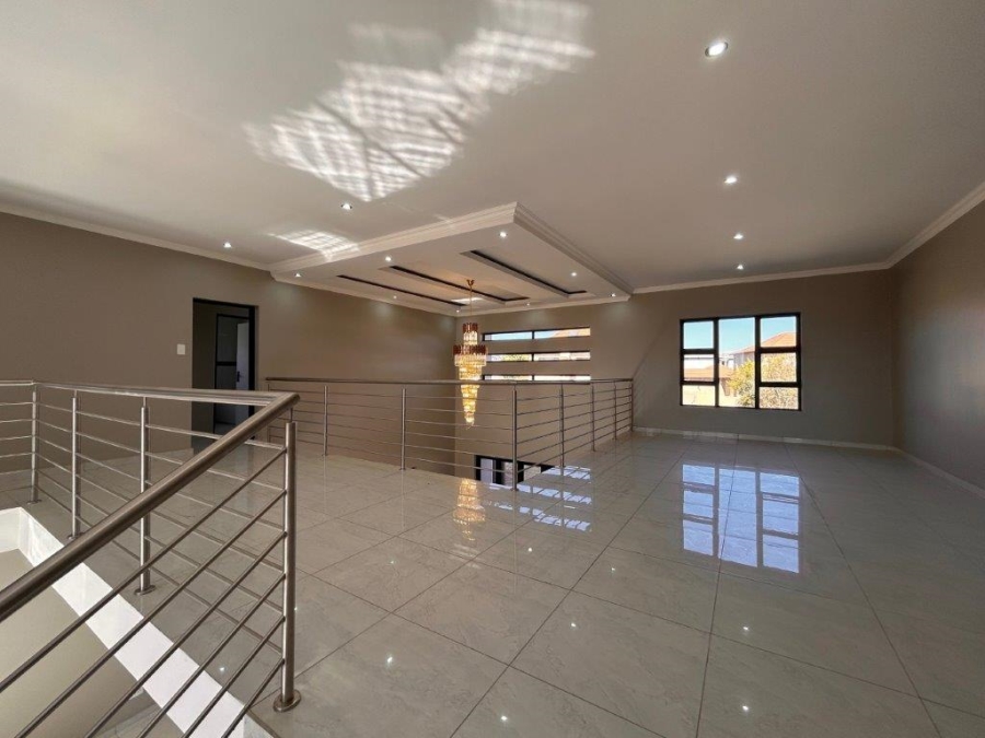 5 Bedroom Property for Sale in Savannah Country Estate Gauteng