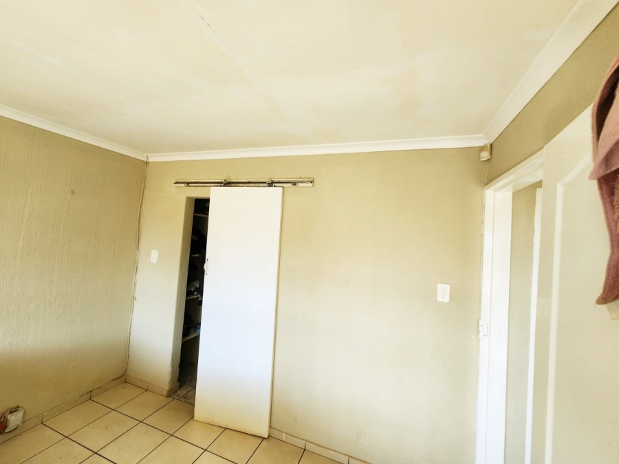 3 Bedroom Property for Sale in Dawn Park Gauteng