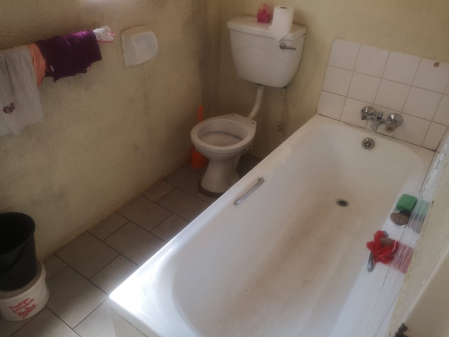 2 Bedroom Property for Sale in Jeppestown Gauteng