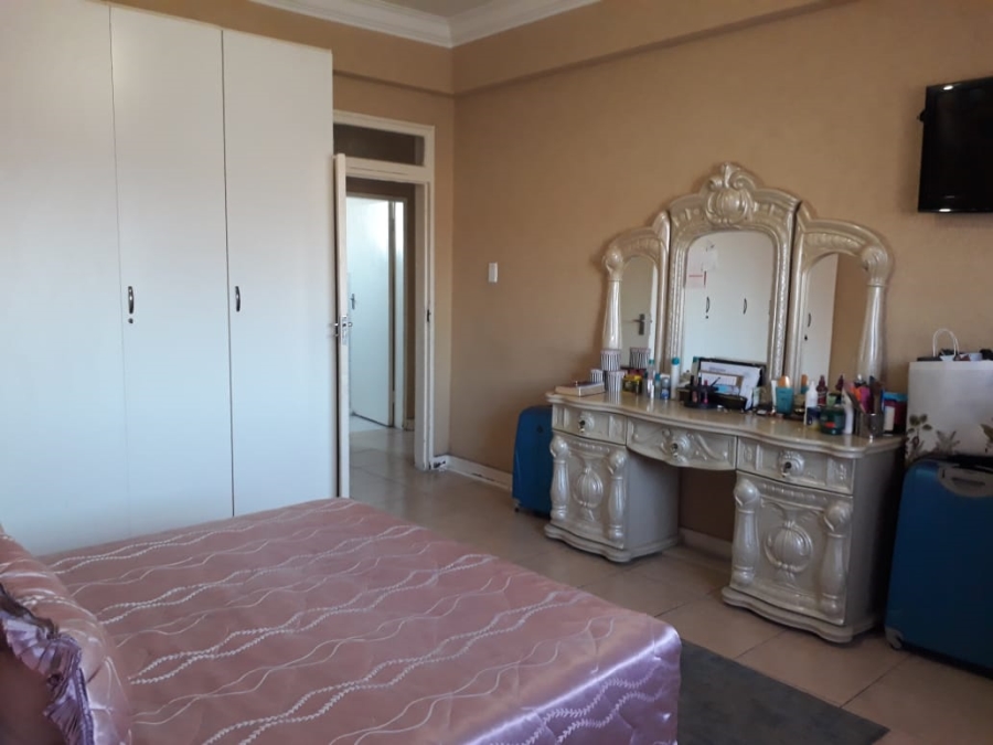 2 Bedroom Property for Sale in Troyeville Gauteng