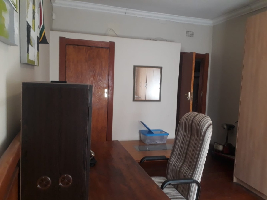 3 Bedroom Property for Sale in Orange Grove Gauteng