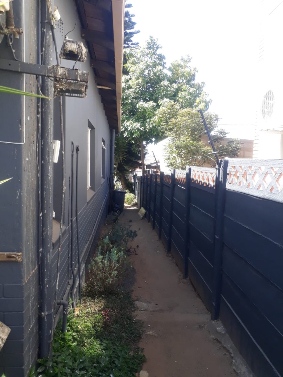 3 Bedroom Property for Sale in Orange Grove Gauteng