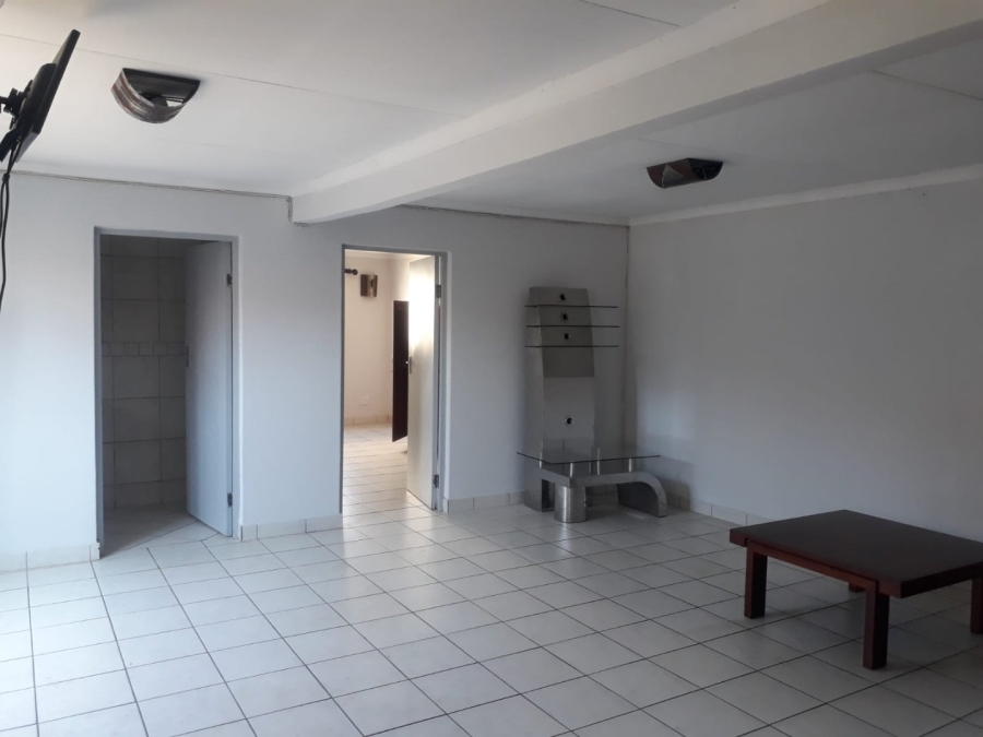 3 Bedroom Property for Sale in Orange Grove Gauteng