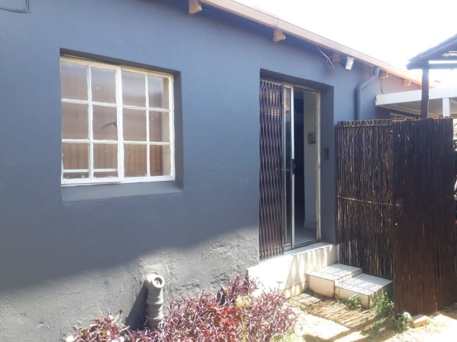 3 Bedroom Property for Sale in Orange Grove Gauteng