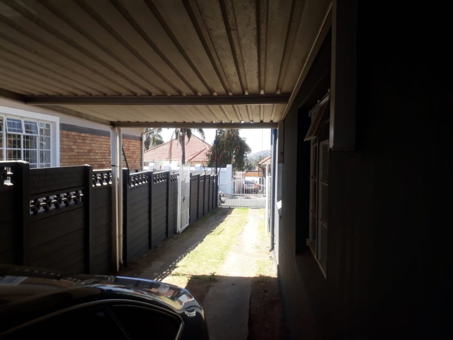 3 Bedroom Property for Sale in Orange Grove Gauteng