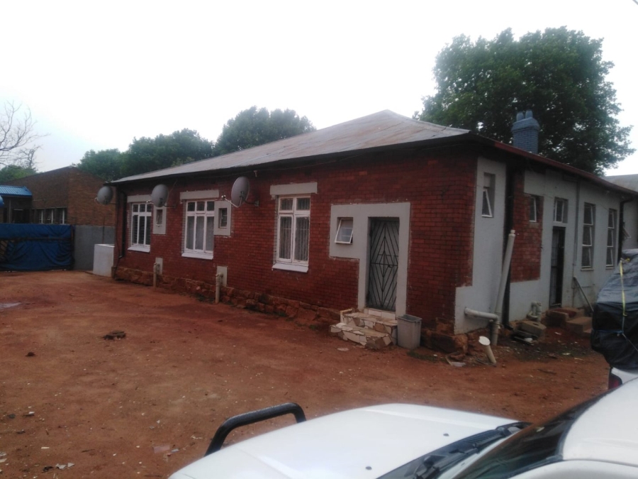 10 Bedroom Property for Sale in Jeppestown Gauteng