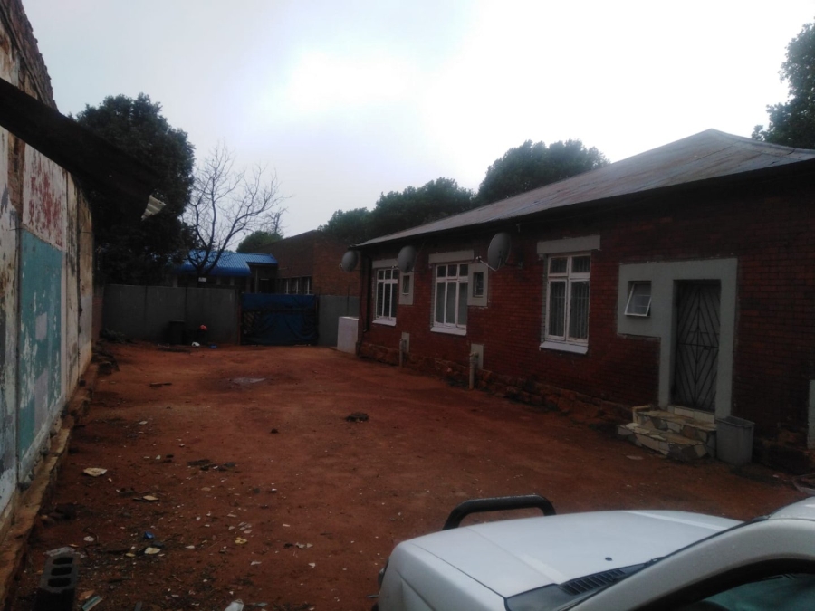 10 Bedroom Property for Sale in Jeppestown Gauteng