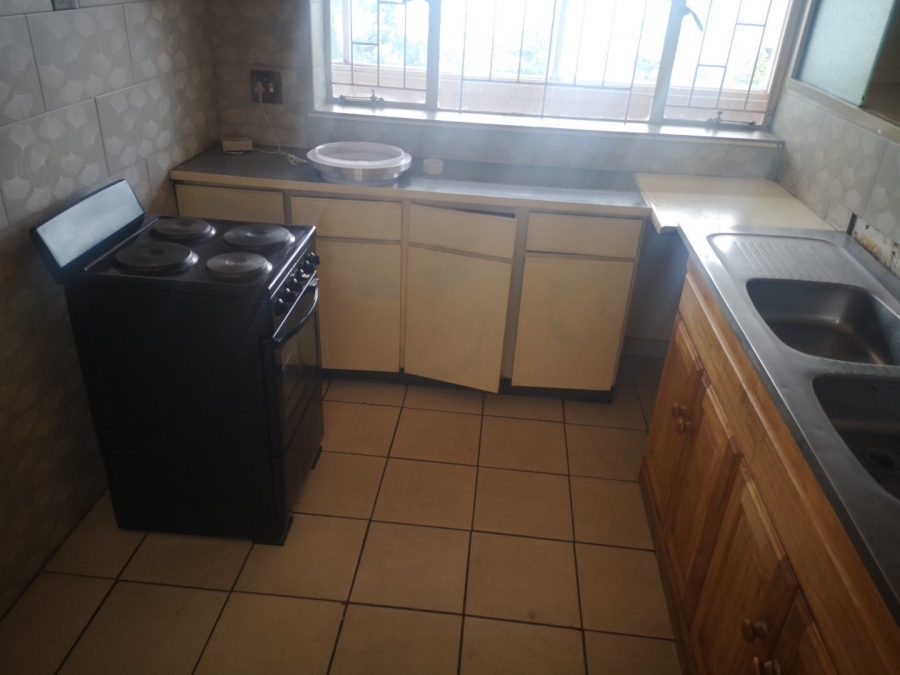 2 Bedroom Property for Sale in Jeppestown Gauteng