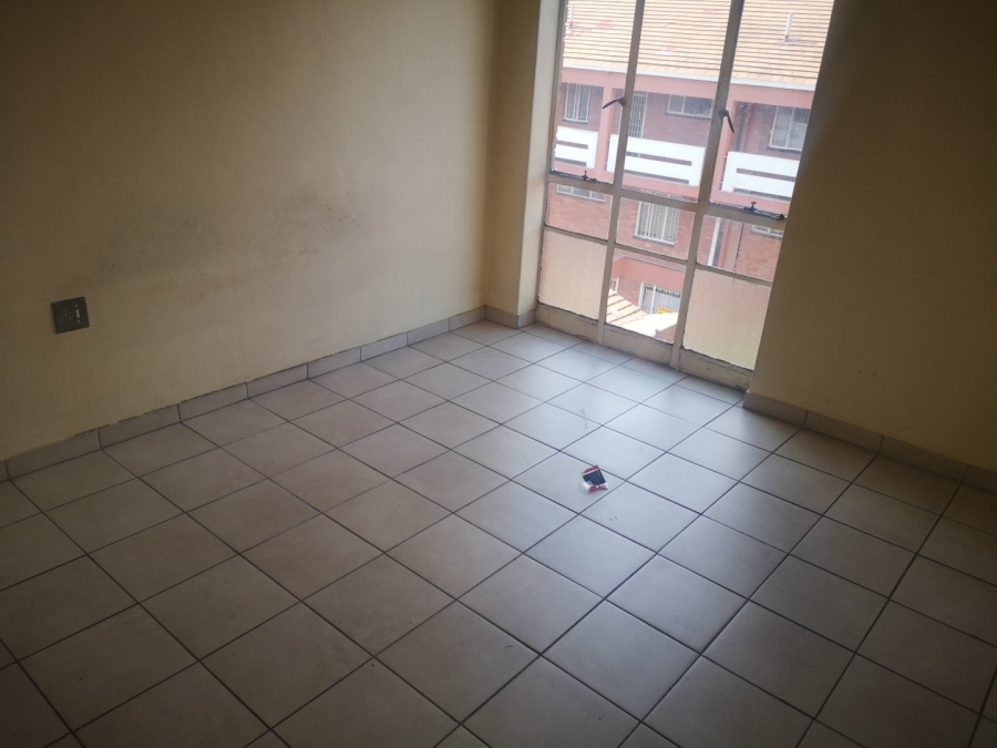 2 Bedroom Property for Sale in Jeppestown Gauteng