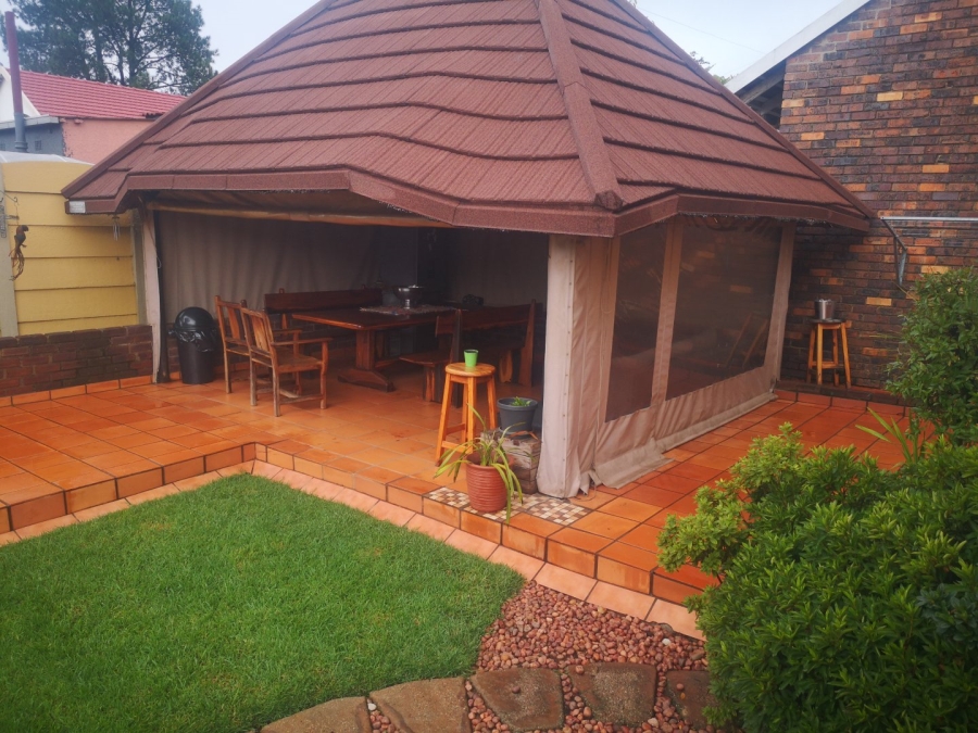 3 Bedroom Property for Sale in Dawnview Gauteng