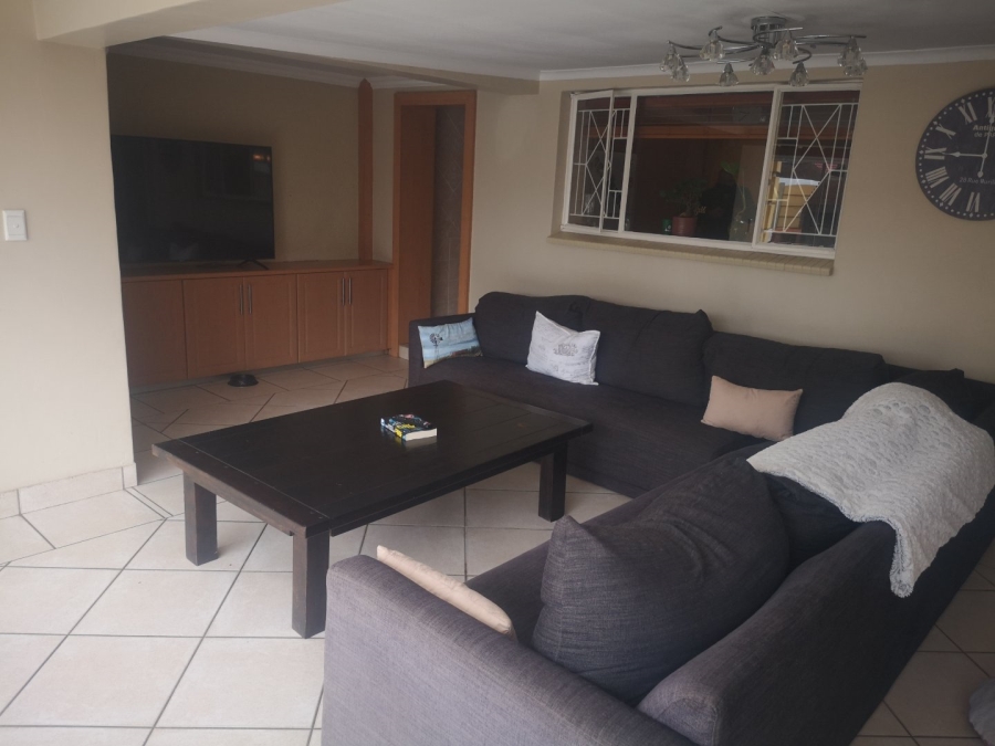 3 Bedroom Property for Sale in Dawnview Gauteng