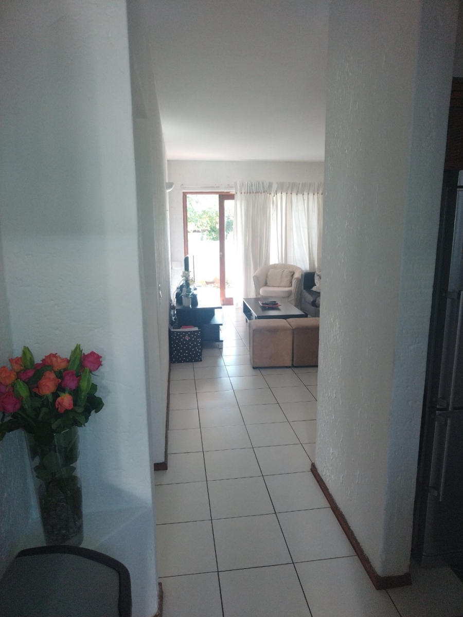 1 Bedroom Property for Sale in Observatory Gauteng