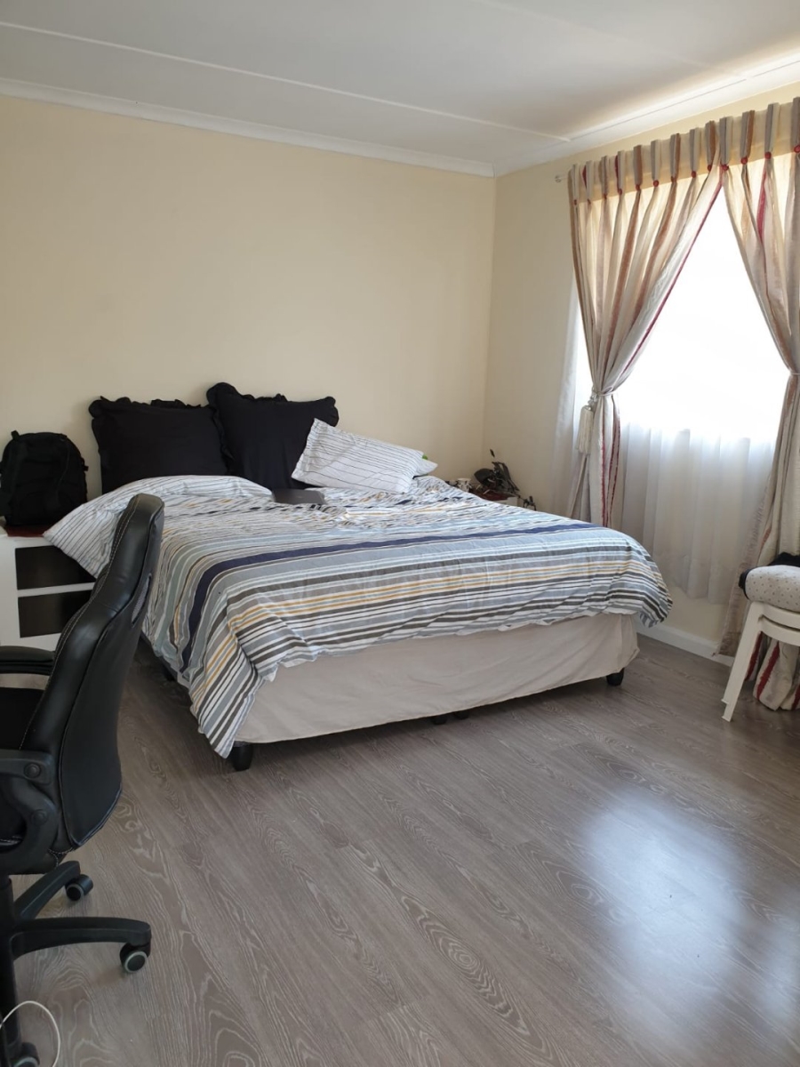 4 Bedroom Property for Sale in Kelvin Gauteng