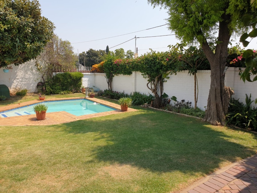 4 Bedroom Property for Sale in Orange Grove Gauteng