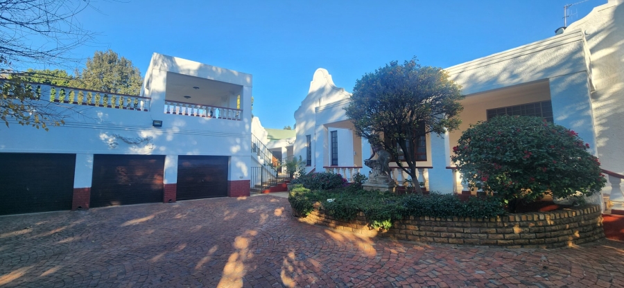 4 Bedroom Property for Sale in Baileys Muckleneuk Gauteng