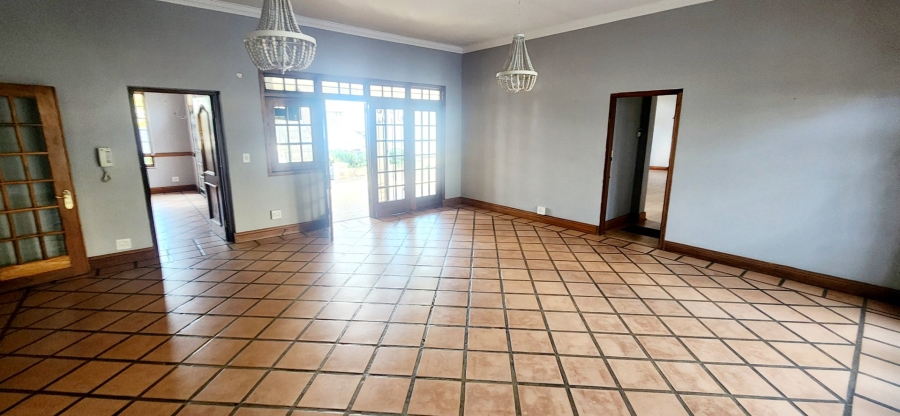 4 Bedroom Property for Sale in Baileys Muckleneuk Gauteng