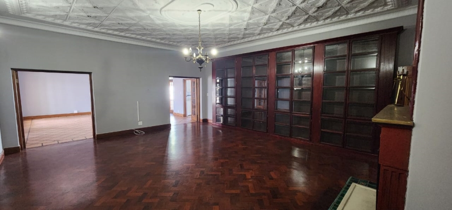 4 Bedroom Property for Sale in Baileys Muckleneuk Gauteng