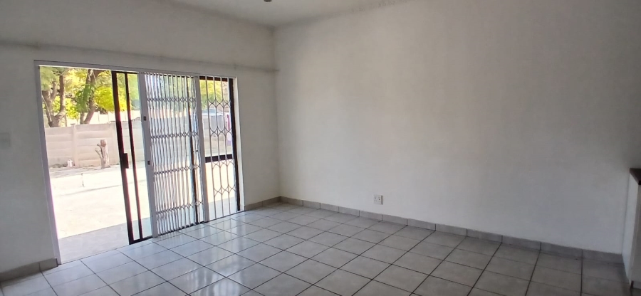 To Let 2 Bedroom Property for Rent in Heuweloord Gauteng