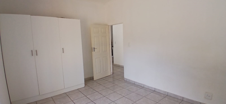 To Let 2 Bedroom Property for Rent in Heuweloord Gauteng