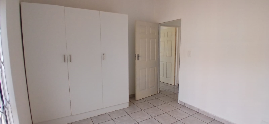 To Let 2 Bedroom Property for Rent in Heuweloord Gauteng