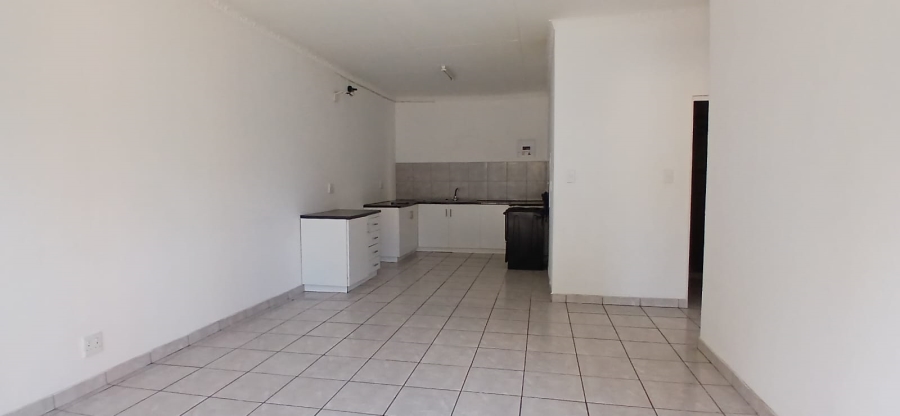 To Let 2 Bedroom Property for Rent in Heuweloord Gauteng