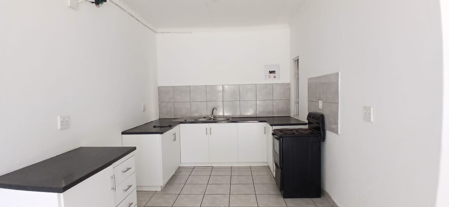 To Let 2 Bedroom Property for Rent in Heuweloord Gauteng