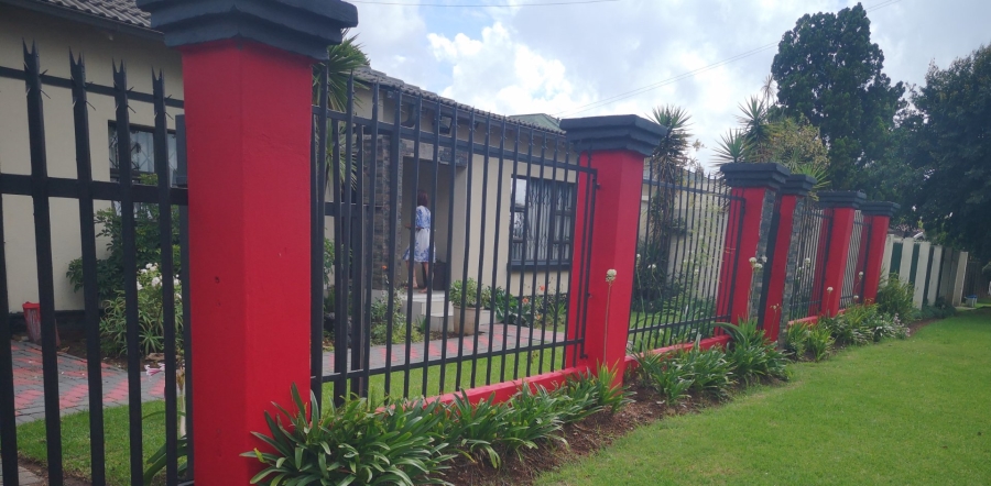 3 Bedroom Property for Sale in Malvern East Gauteng