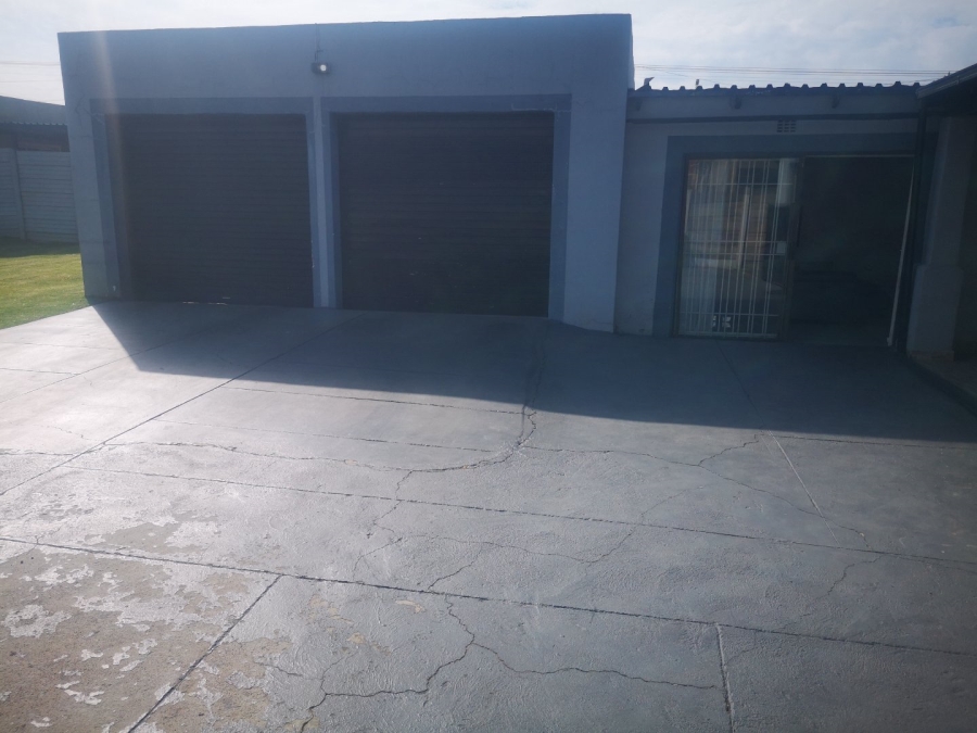 3 Bedroom Property for Sale in Primrose East Gauteng