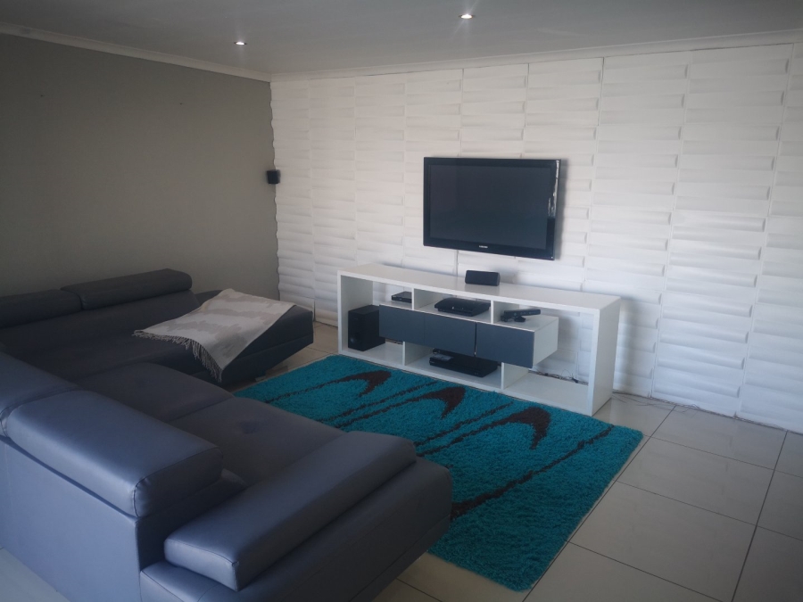 3 Bedroom Property for Sale in Primrose East Gauteng